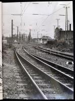 MÁVTI. Terv és valóság. 1953-1973. Bp., 1973., MÁVTI,  40+1 (fekete-fehér fotók) t.+4 p. Kiadói műbő...