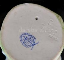 Herendi virágkosaras lány, kézzel festett, jelzett, hibátlan, m: 14,5 cm