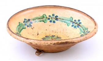XIX. sz. vége:Lakodalmas tál. Mázas cserép, kézzel festett, kopott. m: 31,5 cm