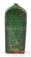 1867 Pálinkás butéla. Mázas cserép, felirattal, sérült. m: 18 cm