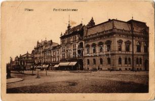 1918 Plzen, Pilsen; Ferdinandstrasse / street, shops (EK)