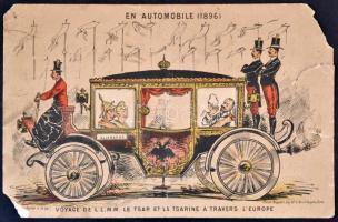 1896 Forgatható gyerekjáték En automobile (1896), voyage de l.l.m.m. le tsar et la tsarine felirattal, az orosz cár és családja utazása egy korabeli automobilon Európa országaiban (Anglia, Németország, Franciország, Ausztria), a forgatható hátsó táblán az uralkodó házak tagjainak részben karikatúraszerű illusztrációival, karton, sérült, hiányos, 16x24,5