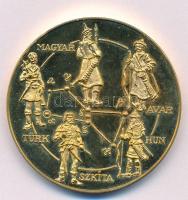 DN "ÜNGÜR DÉMON ELLEN LEGYEN ITT EZ A VAS... - ÜNGÜR DÉMON... ÜZD, EMÉSZD EL ŐT ISTENEM! - ROVÁ...