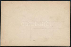 1915 Budapest, a kőbányai m. kir. áll. Főgimnázium tanárai és végzett növendékei, kistabló nevesítet...