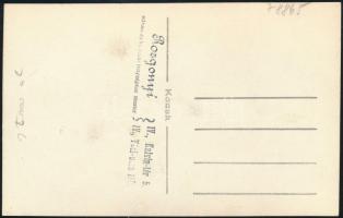 cca 1930-1940 Magyar hadsereg törzstisztjének portréfotója, számos kitüntetéssel, rajta: Magyar Érde...