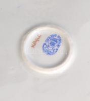 Zsolnay libatömő lány, kézzel festett, jelzett, hibátlan, m:16 cm