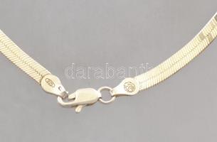 Ezüst(Ag) lapos, mintás kígyó nyaklánc, jelzett, h: 42,5 cm, nettó: 9 g