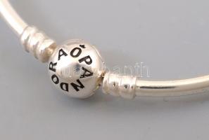 Ezüst(Ag) karperec, Pandora jelzéssel, d: 5,5 cm, nettó: 8,9 g