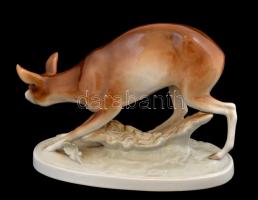 Royal Dux porcelán őz, kézzel festett, jelzett, hibátlan, m: 20 cm, h:28 cm