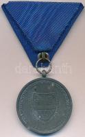 1940. "Erdélyi részek felszabadulásának emlékére" cink emlékérem eredeti mellszalaggal. Sz...