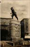 Roma, Rome; Monument to the Bersagliere (Italian special marksmen unit). Eugenio Risi photo (EM)