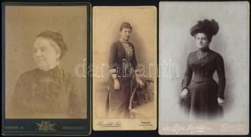 cca 1900 11 db keményhátú fotó magyar műtermekből, 10×6 és 16×11 cm közötti méretekben