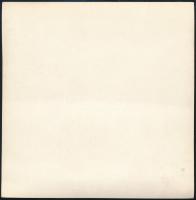 cca 1930 Séta az utcán, fotó, 13×13 cm