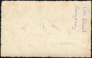 cca 1930-1940 Gernyeszeg, Litz Dániel hegyi/határvadász, sapkajelvénnyel, tüzérbojttal, 13x8 cm