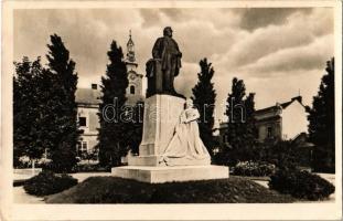 1944 Miskolc, Deák Ferenc szobor