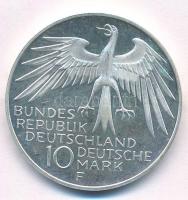 NSZK 1972F 10M Ag "Müncheni Olimpia - Stadion" T:PP fo. felületi karc
FRG 1972F 10 Mark A...