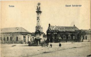 Tolna, Szent István tér, Szentháromság szobor, üzlet