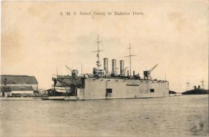 SMS Sankt Georg osztrák-magyar páncélos cirkáló dokkhajóban (úszódokk) / K.u.K. Kriegsmarine Panzerkreuzer / WWI Austro-Hungarian Navy, SMS Sankt Georg armored cruiser in balance dock. G. Fano Pola 1909-10. 128.