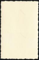 cca 1945 Wilhelm Weissberg (1914-2006) német légvédelmi őrnagy, amputált lábbal, kitüntetésekkel, va...