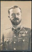 cca 1920-1940 Ercsey András százados kitüntetésekkel, csapattiszti jelvényekkel, portréfotó, 9x5 cm
