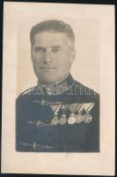 cca 1920-1940 Bárkányi Jenő hadbíró alezredes fényképe, kitüntetésekkel, portréfotó, 9x6 cm