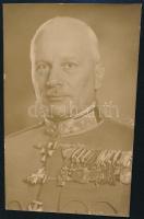 cca 1930-1940 Vitéz dálnokfalvi Bartha Károly (1884-1964) honvédelmi miniszter portréfotója kitüntetésekkel, körbe vágott, 9x6 cm
