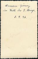 1936 Hermann Göring (1893-1946) német tisztek körében, a 9. század sátrában, a hátoldalán feliratozv...