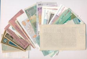 25db-os magyar és külföldi bankjegy tétel, közte Litvánia, Németország, Jugoszlávia T:I-III-