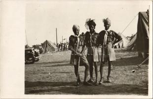 1933 Gödöllő Cserkész Világ Jamboree cserkészcsapatai. Hindu felvétel / Hindu (Indian) scout group in the World Jamboree. photo (fl)
