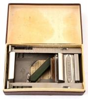 Bakony fém borotvaélező, 5 db pengével, eredeti kopott dobozában, leírással, 8×13x4 cm