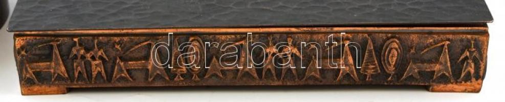 Tevan Margit (1901-1978: Jelenetek, fém dobozka, jelzett, sérült, d: 12 cm + iparművész fém doboz, 1...