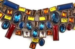 Bizsu nyakék, kék-bordó-sárga szintetikus kövekkel, állítható h: 49 cm