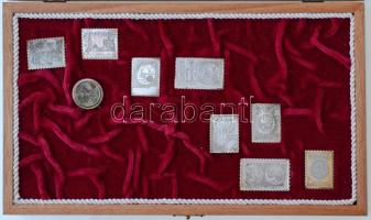 1979-1980. Az Állami Pénzverő által kiadott teljes ezüst (0.835) bélyegérem gyűjtemény fa dísztokban (8xklf) és egy kitűző T:1- (eredetileg PP) patina