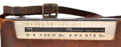 Standard 2 Speaker Deluxe rádiómagnó, sérült viseltes, bőrtokban, az antenna lejár, kipróbálatlan, 2...