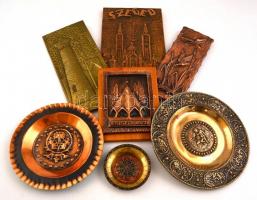 7 db vegyes fém és réz tárgy tétel, többek közt indiai tálka, Pusztavacs és Szeged szuvenír fali képek