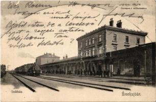1904 Érsekújvár, Nové Zámky; indóház, vasútállomás, gőzmozdony. Conlegner J. és fia / railway station, locomotive (EK)