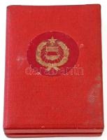 1954. "Munka Érdemérem" zománcozott Br kitüntetés mellszalagon, szalagsávval, Kádár címere...