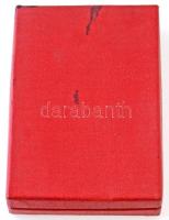 1970. "Felszabadulási Jubileumi Emlékérem" aranyozott, zománcozott Br kitüntetés mellszala...