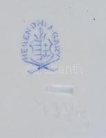 Herendi  Viktória mintás áttört kosárka. Kézzel festett, jelzett, apró lepattanásokkal a rózsán. 12x...