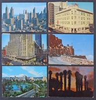 Kb. 70 db MODERN amerikai városképes lap műanyag kínálóban / Cca. 70 modern American (USA) postcards in plastic holder
