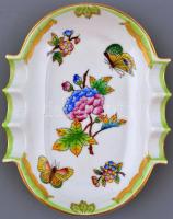 Herendi Viktória mintás hamutál. Kézzel festett, jelzett, hibátlan. 13,5x11 cm