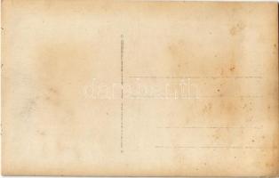 MÁV 327. sorozatú gőzmozdonya / Hungarian State Railways locomotive. photo