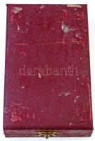 1985. "Munka Érdemrend" arany fokozata, eredeti tokban, miniatűrrel és szalagsávval, erede...