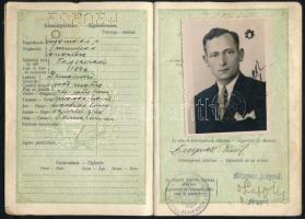 1934-1937 Magyar Királyság fényképes útlevele nyomdai munkás részére, bejegyzésekkel.