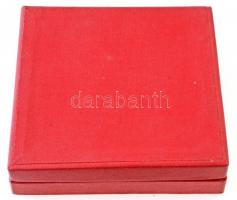 1977. "Polgári Védelmi Napok Angyalföldön - Ifjúsági Összetett Verseny 1977" festett, háto...