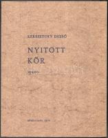 5 db Békéscsabai Megyei Könyvtár által kiadott bibliofil verseskötet sorozatából, mind számozott és aláírt példányok: Keresztury Dezső: Nyitott kör. Versek. Békéscsaba, 1976. Megyei Könyvtár. "A közölt illusztrációk Borsos Miklós munkái". Számozott példány (250/88.) A szerző, Keresztury Dezső (1904-1996) által aláírt! Jó állapotban. + Kovács Kálmán, E.: Az ősz háborúja. Versek. Békéscsaba, 1976. Megyei Könyvtár. A rajzok Lipták Pál munkái. Számozott példány (250/186.) A szerző által aláírt! Jó állapotban. + Ladányi Mihály: Föld! Föld! Huszonegy vers. Békéscsaba, 1976, Megyei Könyvtár. Haraszti Margit illusztrációival. Számozott (226/250), Ladányi Mihály (1934-186) által aláírt példány! Jó állapotban. + Csorba Győző: Március. Tizenhárom vers.  Békéscsaba, 1975. Megyei Könyvtár. A rajzok Martyn Ferenc munkái. Számozott (250/94.), a szerző Csorba Győző (1916-1995) által aláírt példány! Enyhén kopott, hátoldalán foltos borítóval. +  Fodor András: A barátság bére. Tizenkét vers. Békéscsaba, 1974. Megyei Könyvtár. Lipták Pál rajzaival. Számozott (250/161.), a szerző Fodor András (1929-1997) által aláírt példány! Enyhén kopott, elszínezödőtt borítóval Az összes példány kiadói kartonálásban, Fodor András kötet kivételével kiadói papír védőborítóval.