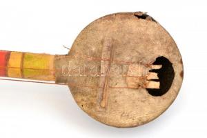 Faragott fa és bőr húros hangszer 48 cm