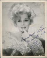Gábor Éva (1919-1995) színésznő aláírása az őt ábrázoló fotón