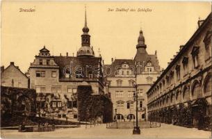 Dresden, Der Stallhof des Schlosses / castle garden (EK)