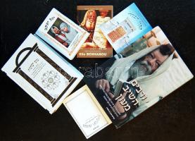 Judaika könyvtétel: Izraelita imakönyv + 4 héber nyelvű könyv + zsidó naptár